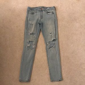 ripped jegging- american eagle